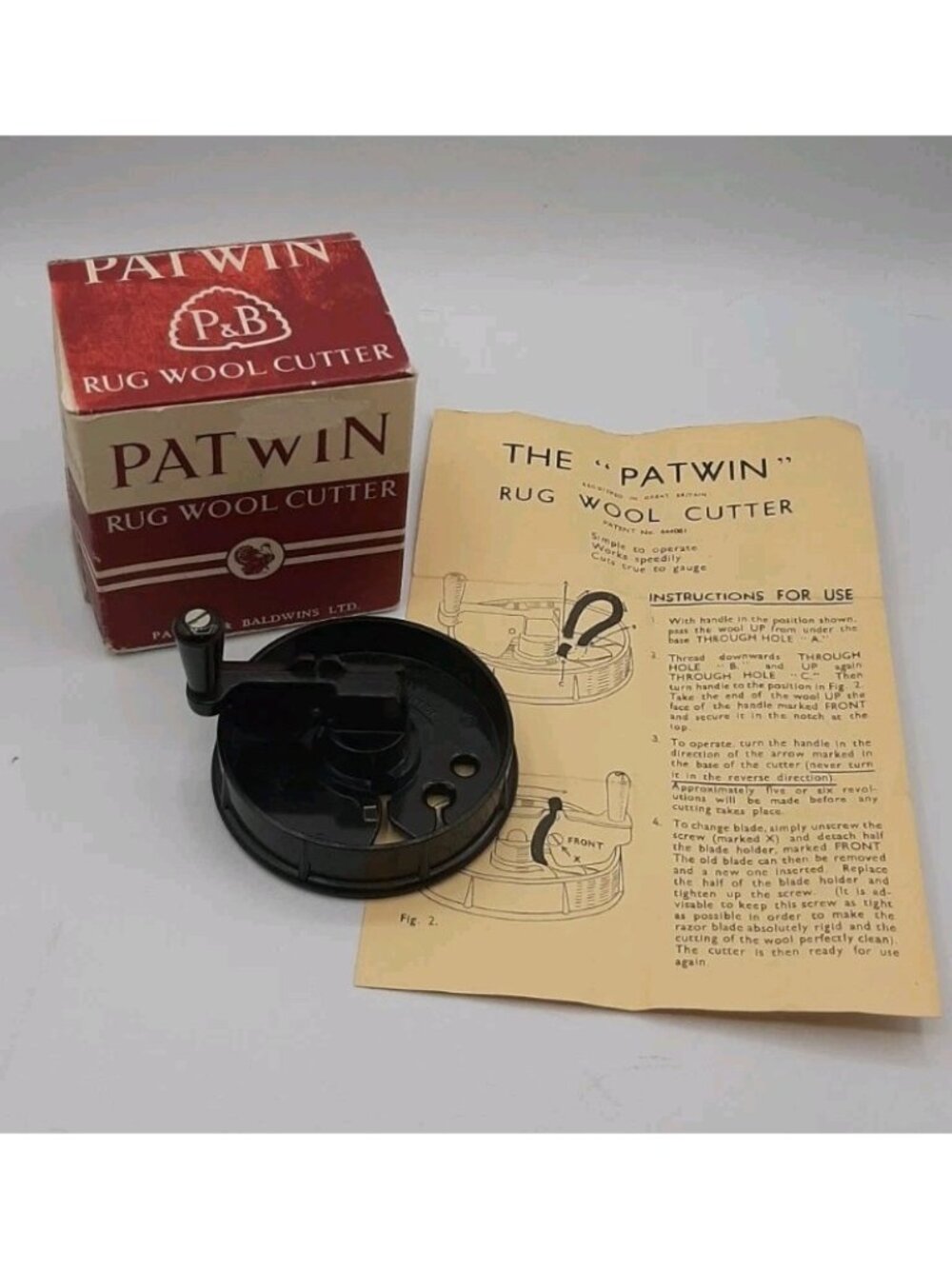 Vintage Patwin Rug Wool Cutter with Instructions Made in England Boxed